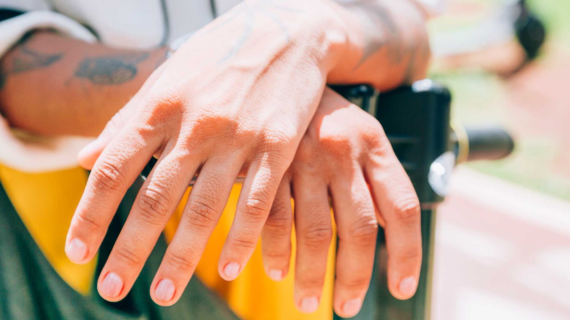 Uñas de hombre